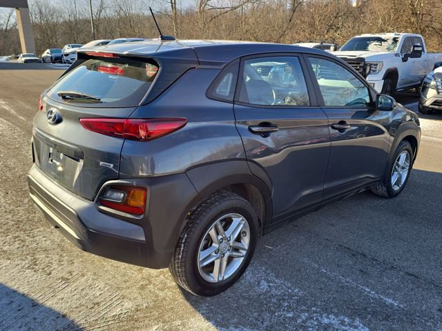 Used 2021 Hyundai Kona SE image 5