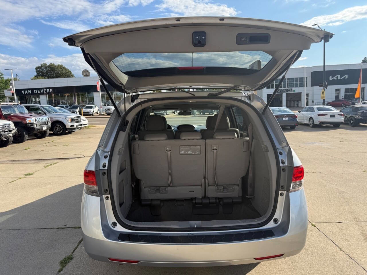 Used 2014 Honda Odyssey EX-L image 21
