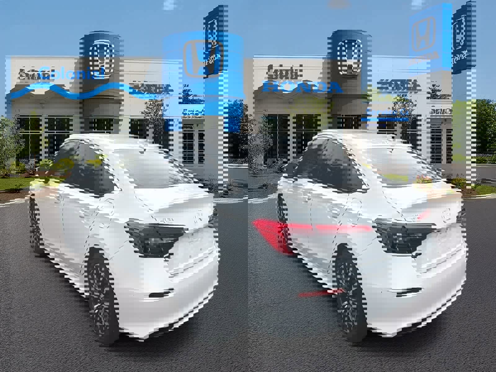 Used 2023 Honda Civic EX image 3