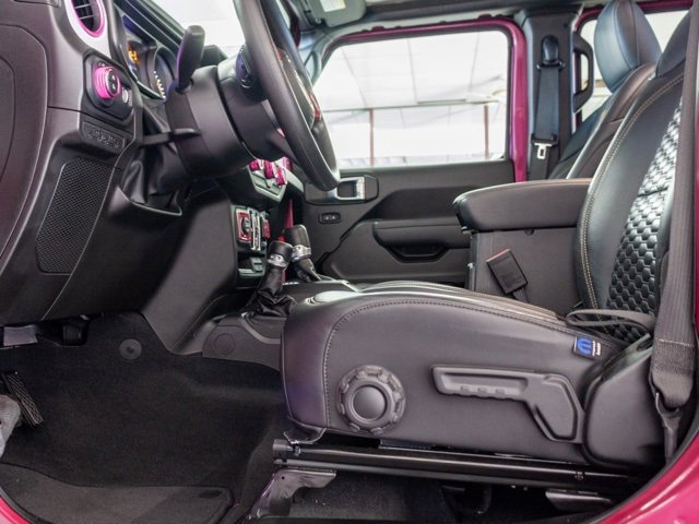 Certified 2024 Jeep Gladiator Sport image 9