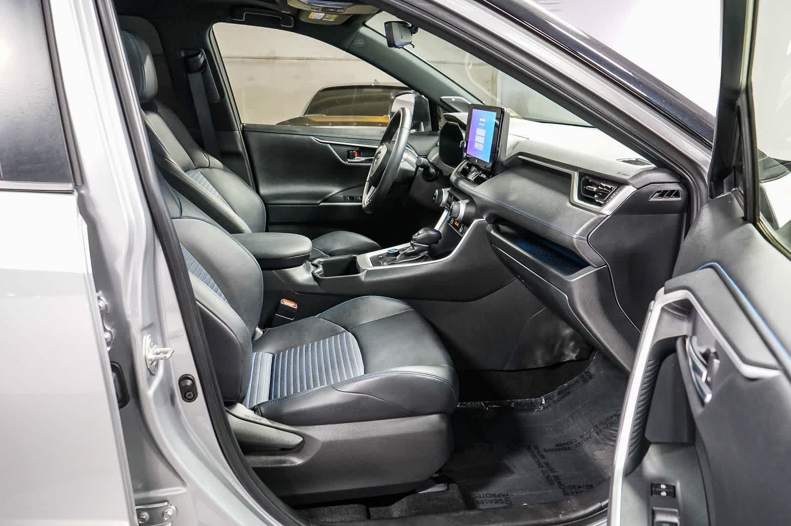 Certified 2024 Toyota RAV4 XSE w/ Advanced Technology Package AWD/4WD image 18