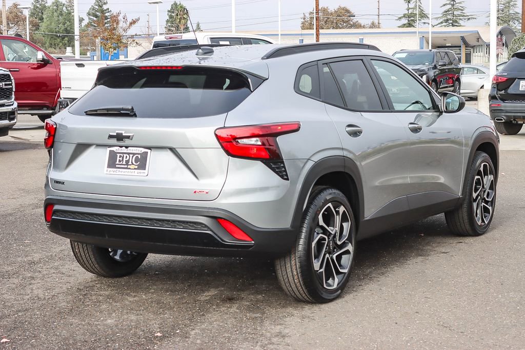 New 2026 Chevrolet Trax RS w/ Sunroof Package image 4