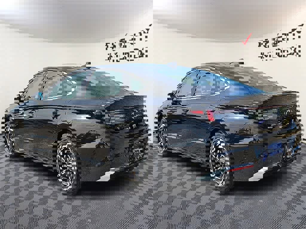 Certified 2024 Hyundai Sonata SEL w/ Convenience Package image 6