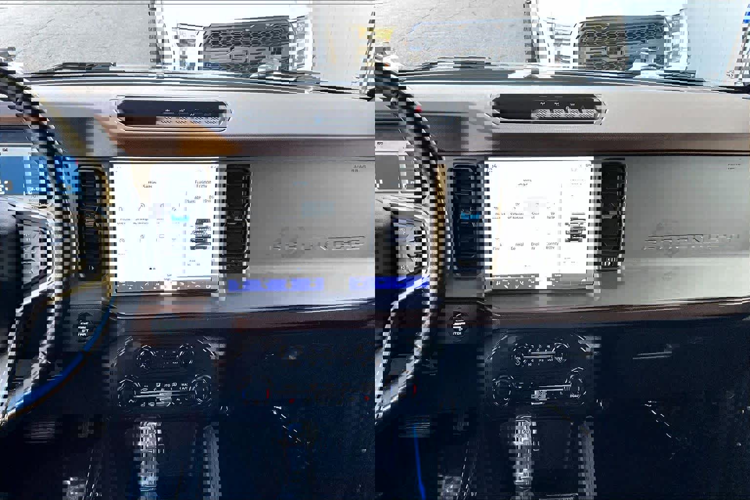 Used 2023 Ford Bronco Outer Banks image 7