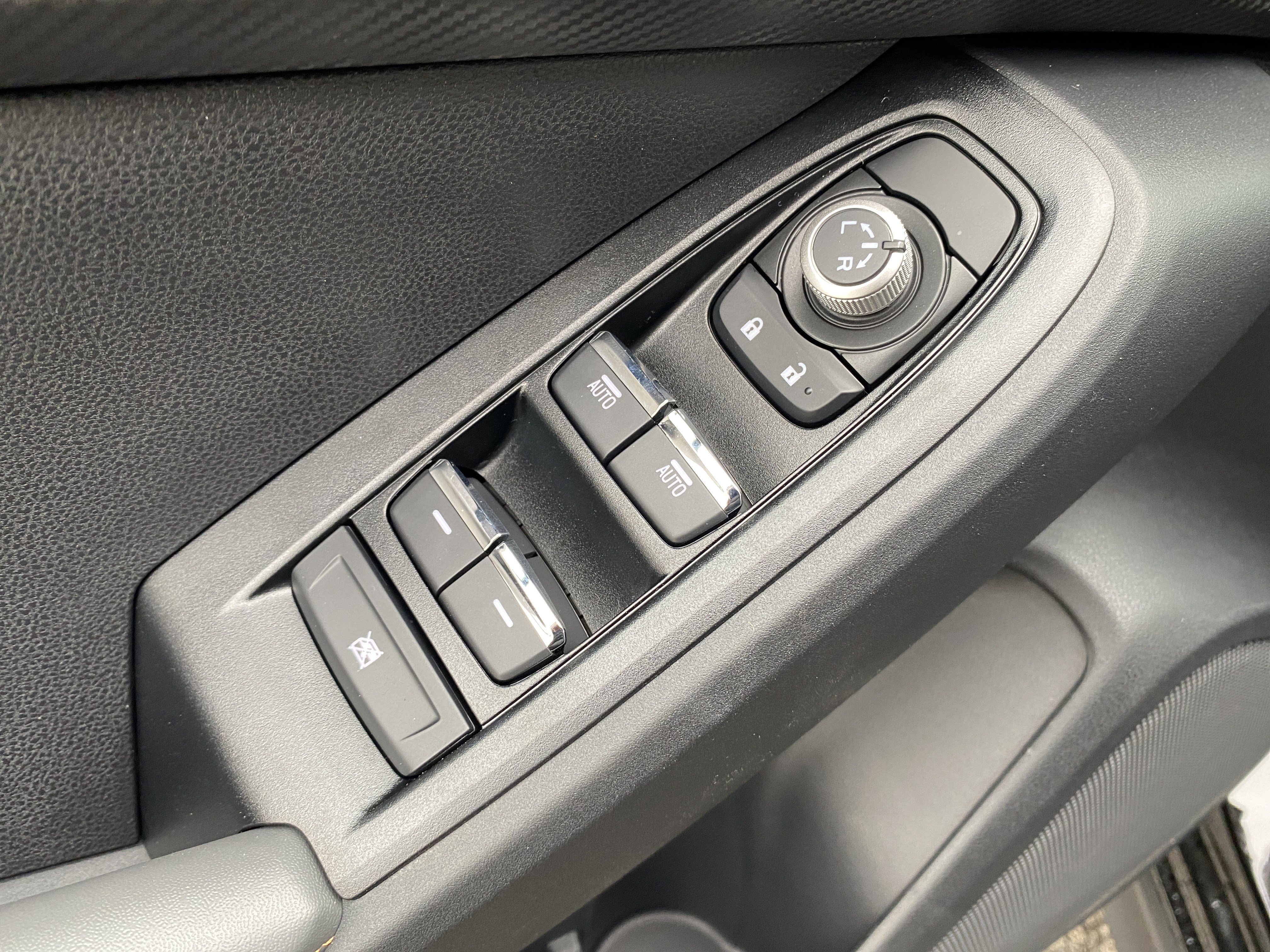 New 2026 Subaru Crosstrek 2.5i Limited image 18