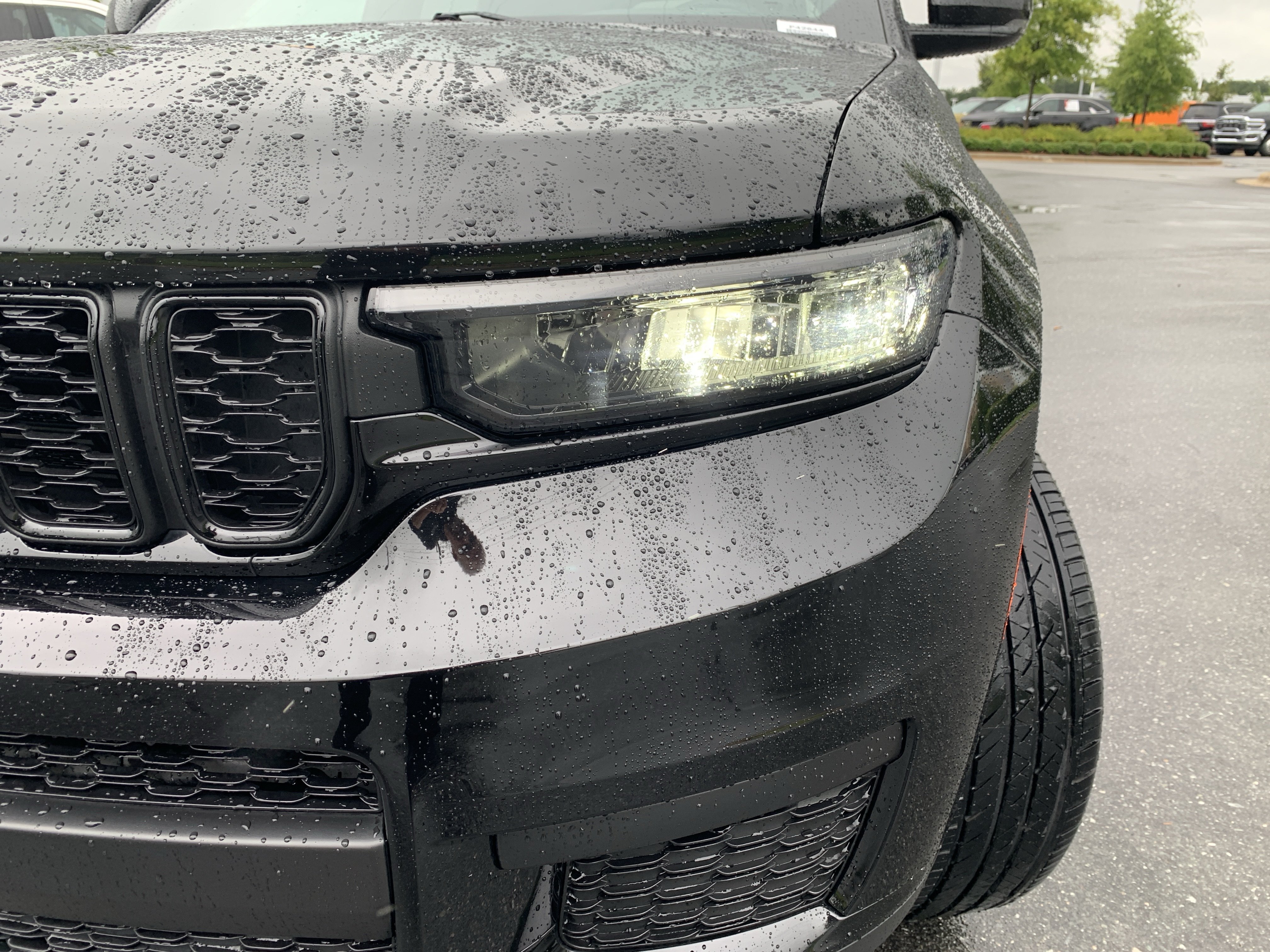Used 2023 Jeep Grand Cherokee L Laredo AWD/4WD image 6