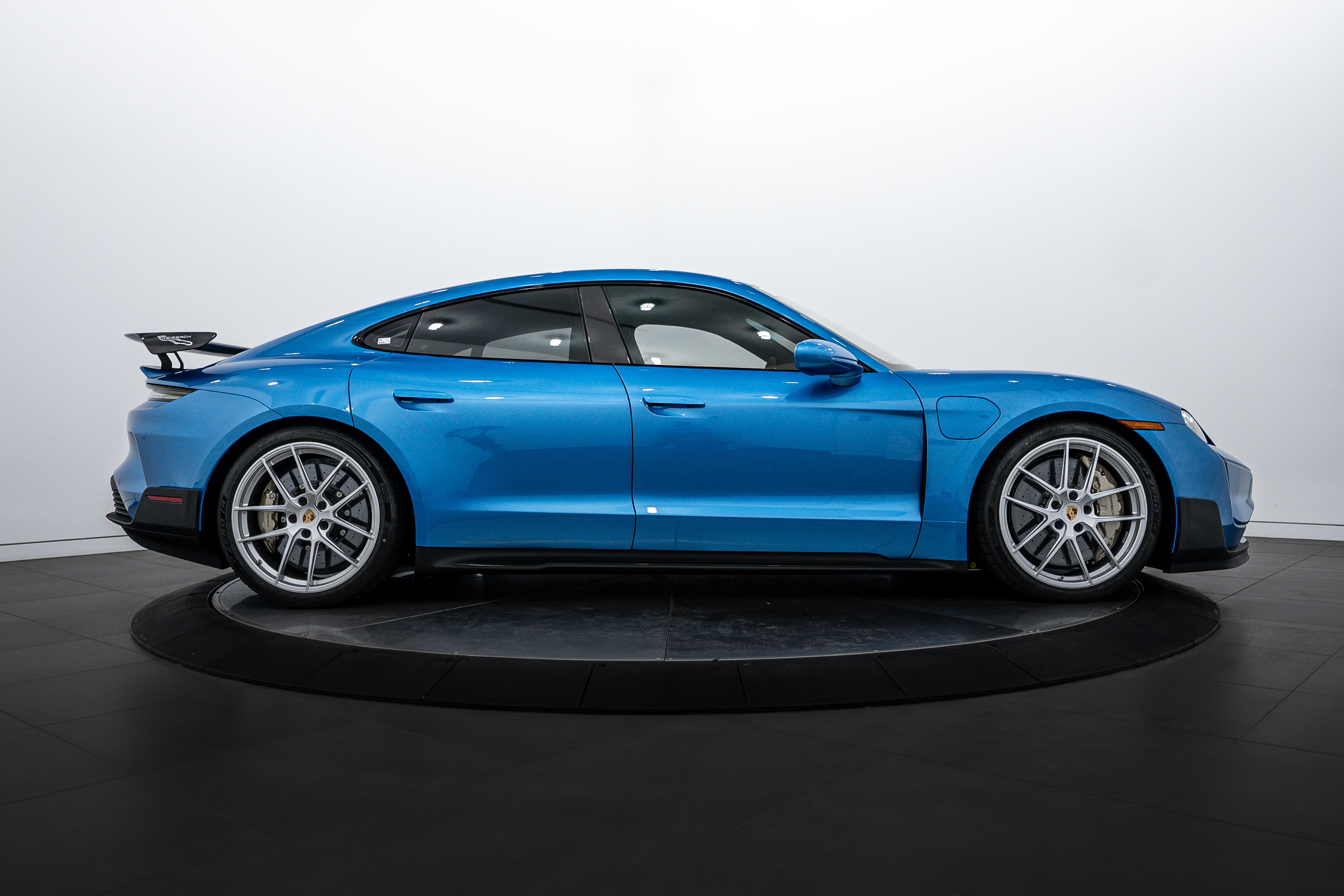 New 2025 Porsche Taycan Turbo GT image 8