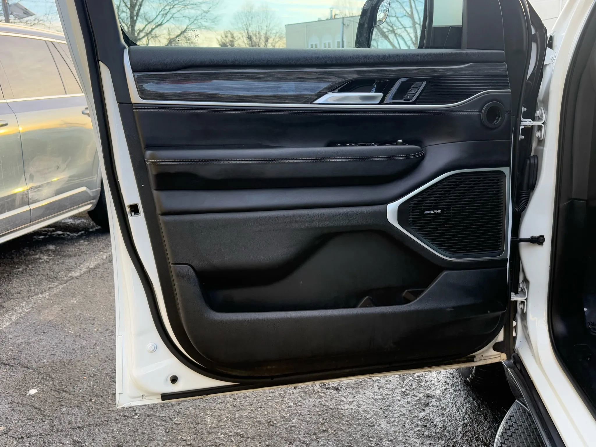 Used 2022 Jeep Wagoneer Series III image 7