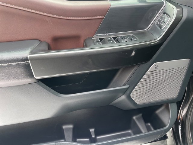 Used 2021 Ford F150 Lariat w/ Equipment Group 502A High image 18