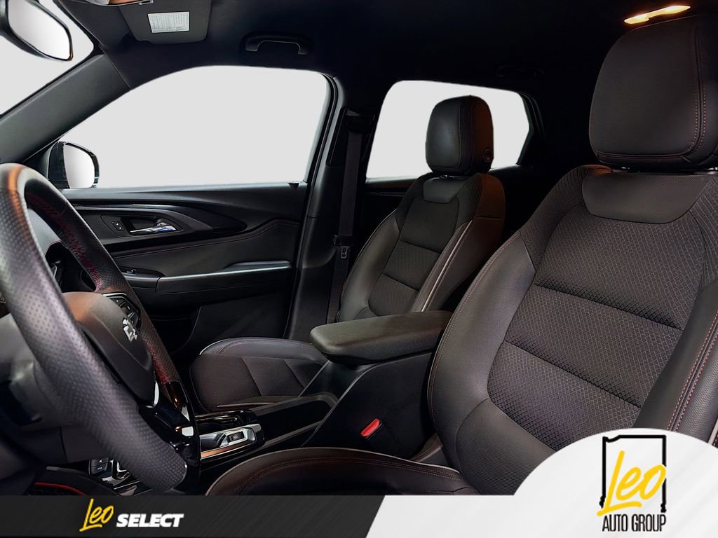 Used 2023 Chevrolet TrailBlazer RS w/ Convenience Package AWD/4WD image 20