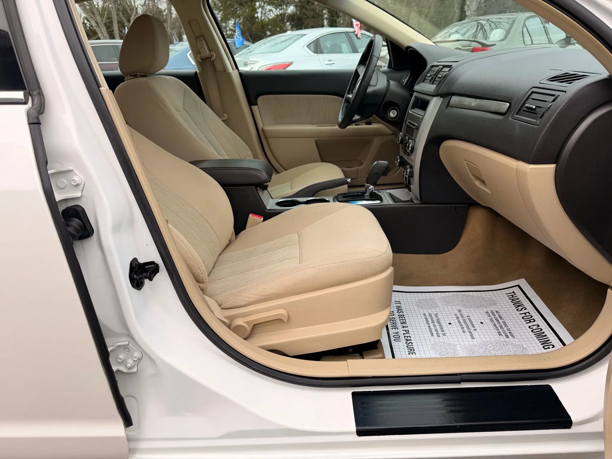 Used 2010 Mercury Milan image 14