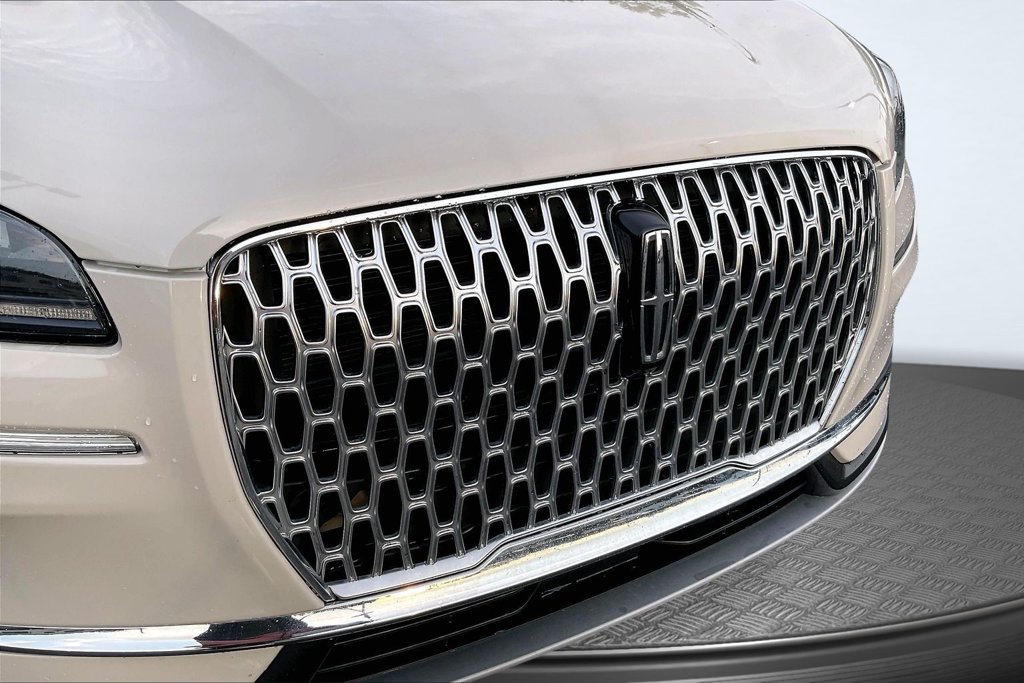 Certified 2023 Lincoln Corsair FWD image 32