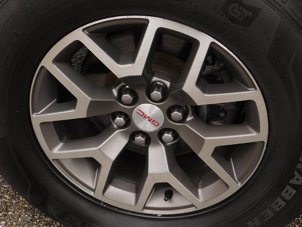 Used 2021 GMC Canyon AT4 w/ Driver Alert Package AWD/4WD image 23