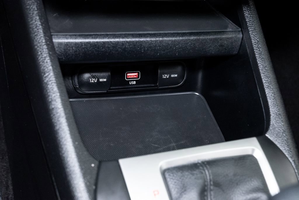 Certified 2023 Kia Forte LXS w/ LXS Technology Package FWD image 19