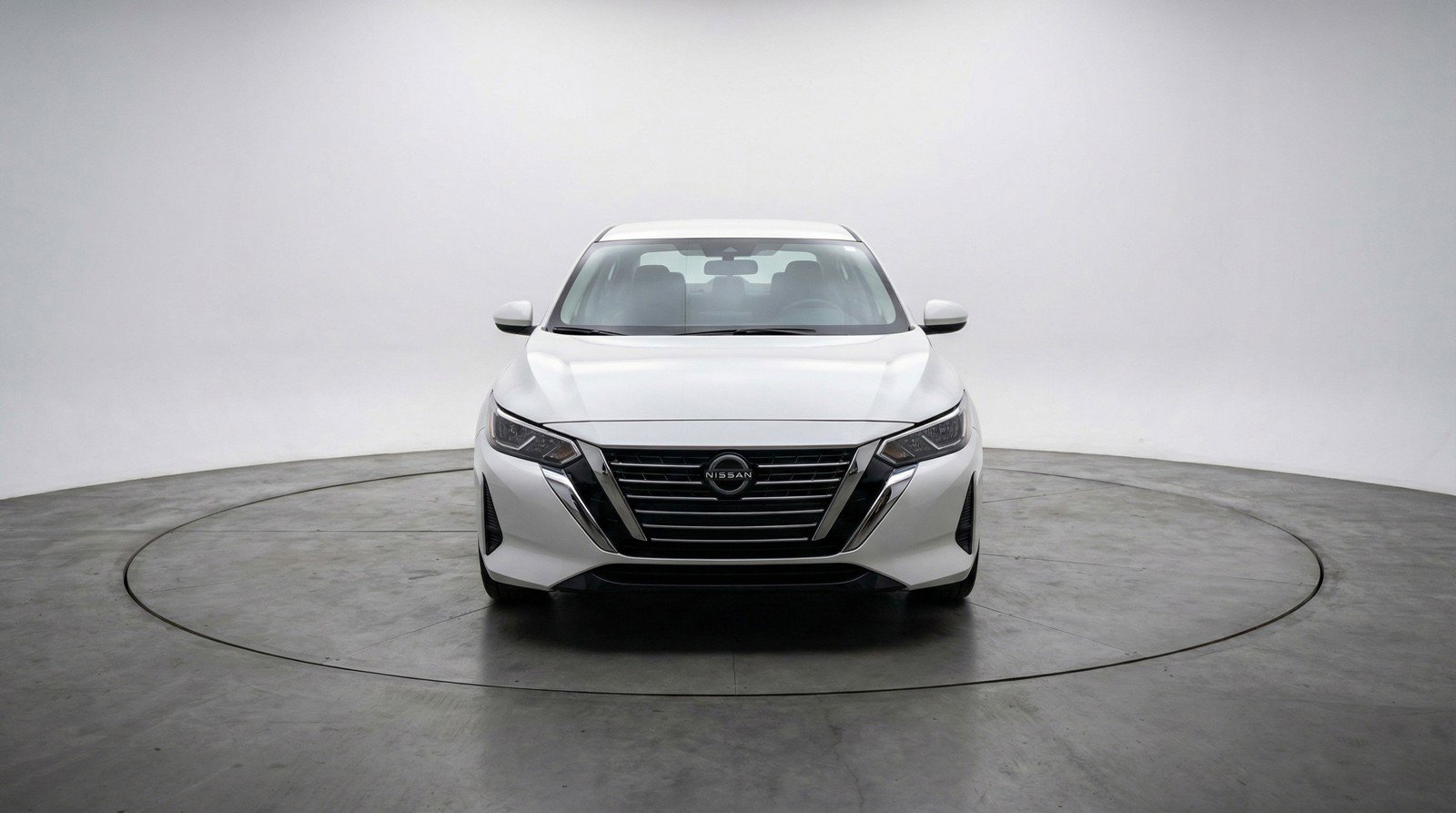 Used 2025 Nissan Sentra S FWD image 2
