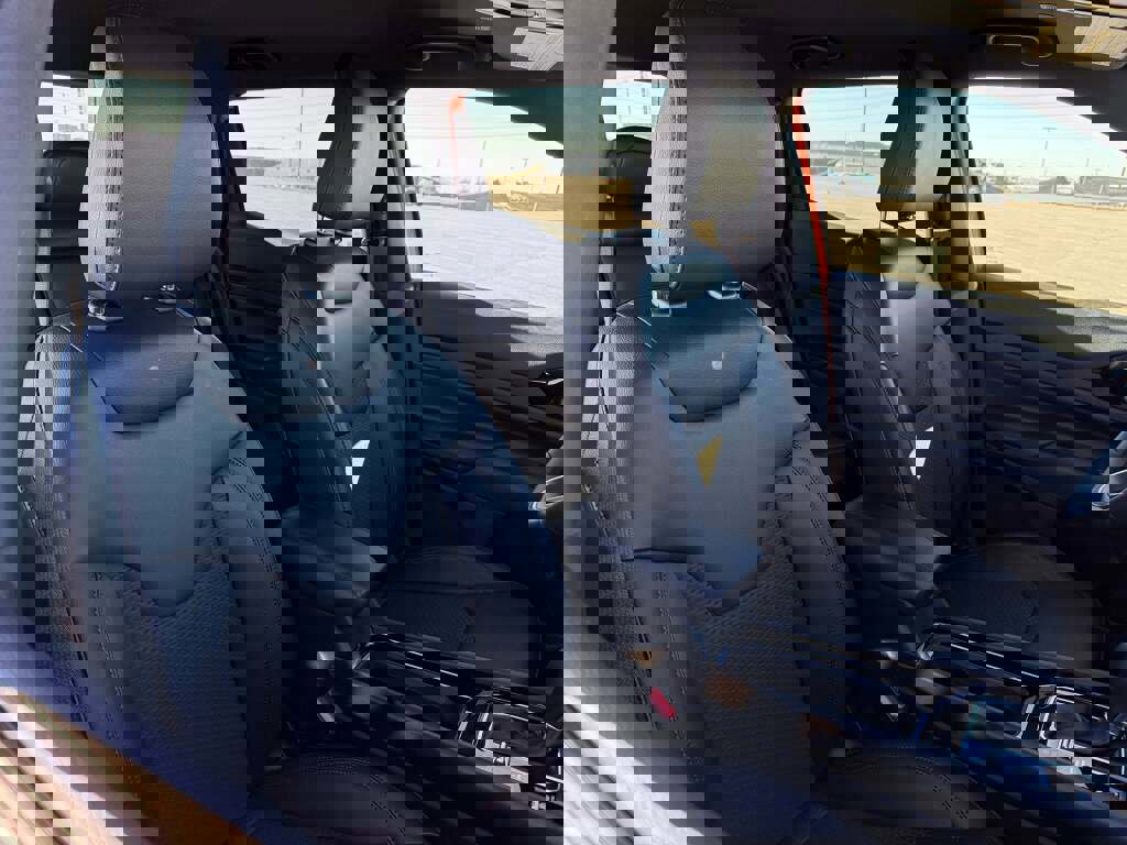 New 2026 Jeep Compass Latitude image 27