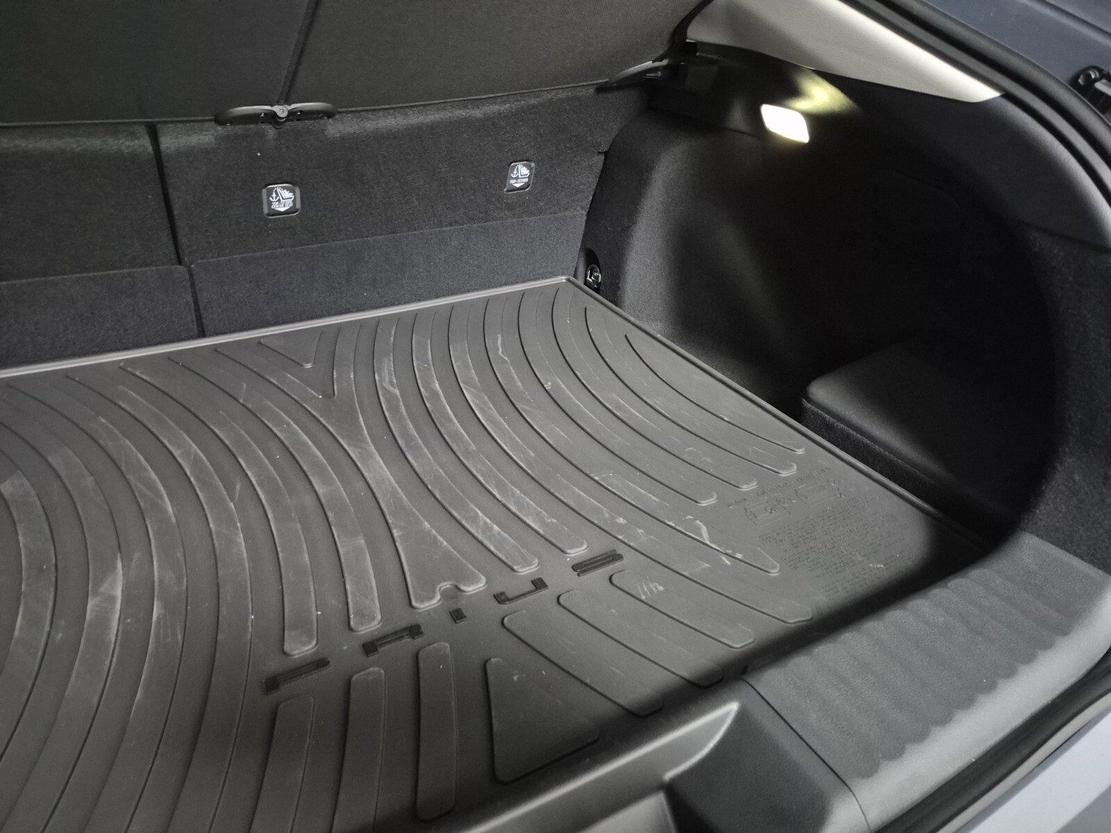 New 2026 Toyota Prius Plug-In Hybrid image 15