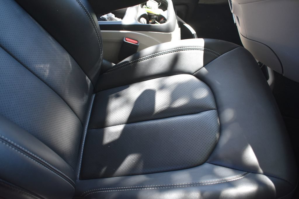 Used 2024 Chrysler Pacifica Limited FWD image 21