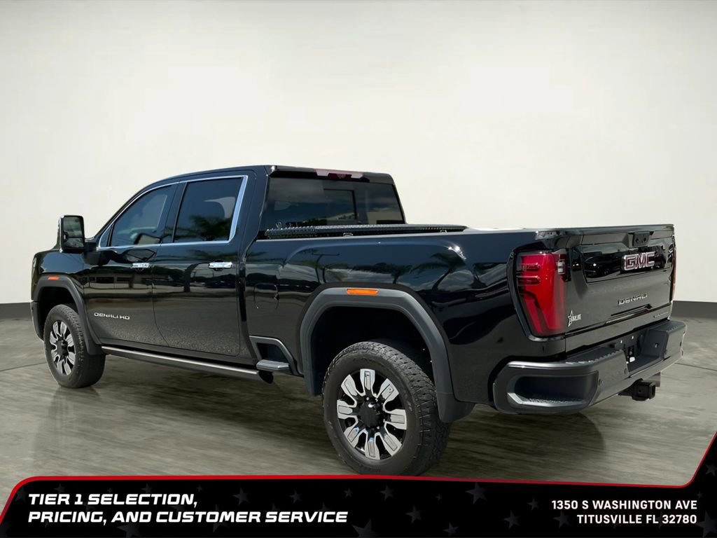 Used 2025 GMC Sierra 3500 Denali w/ Technology Package AWD/4WD image 3