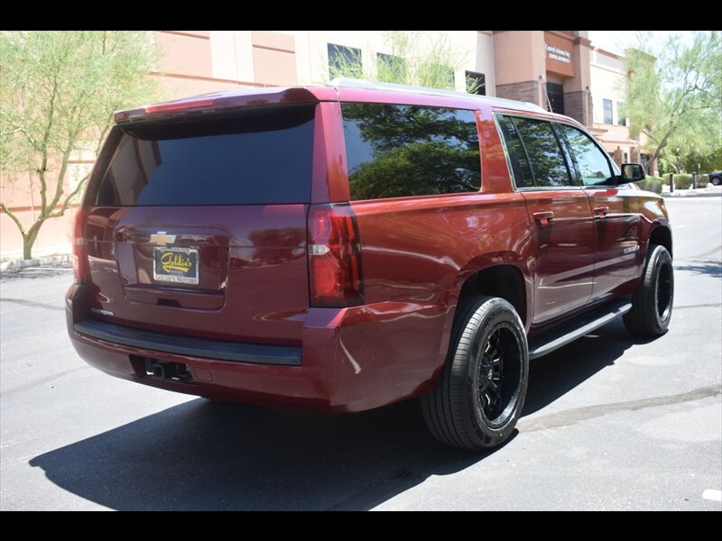 Used 2017 Chevrolet Suburban LS RWD image 7