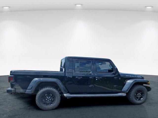 Used 2025 Jeep Gladiator Sport AWD/4WD image 9