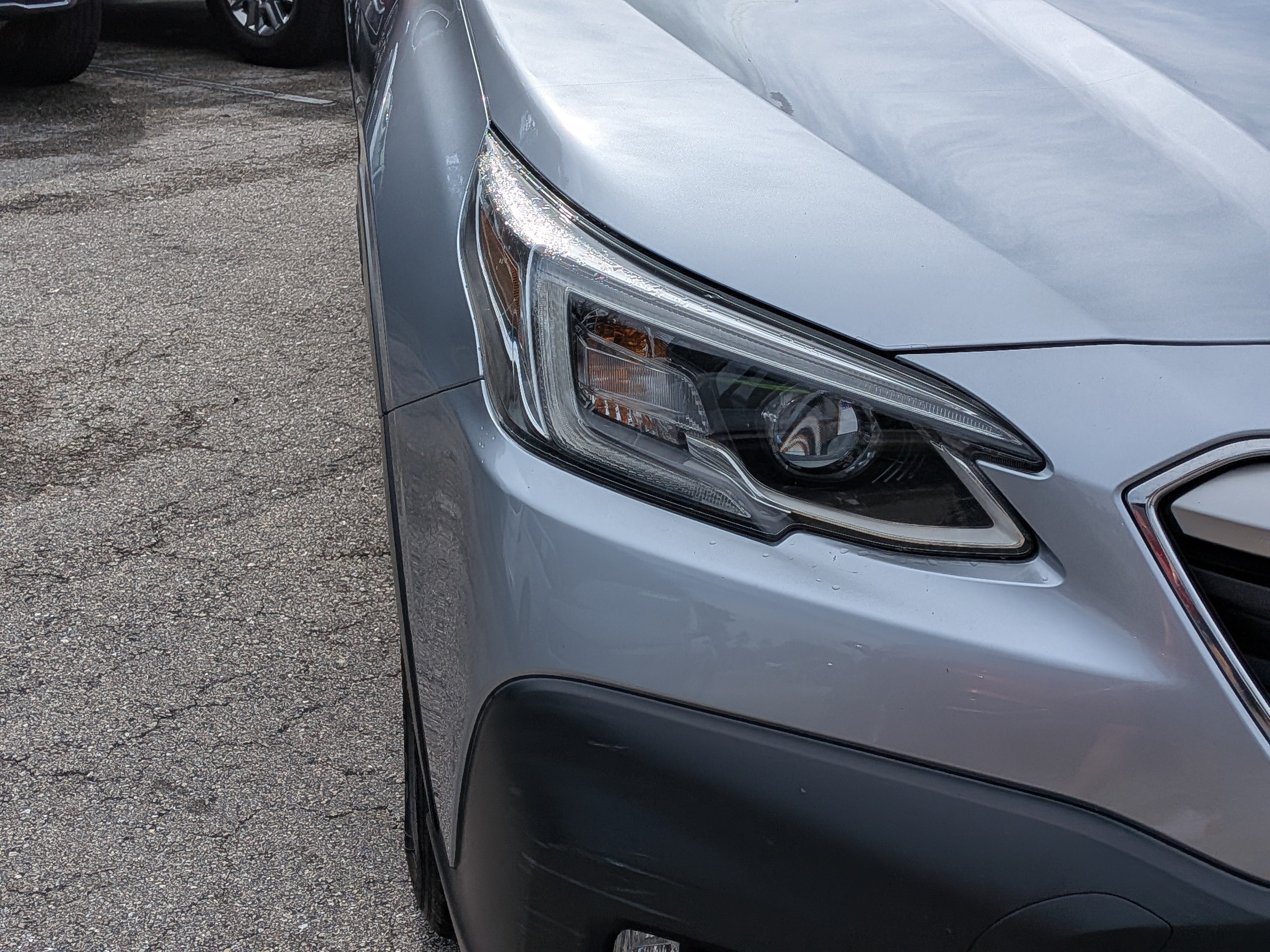 Certified 2022 Subaru Outback Limited AWD/4WD image 10