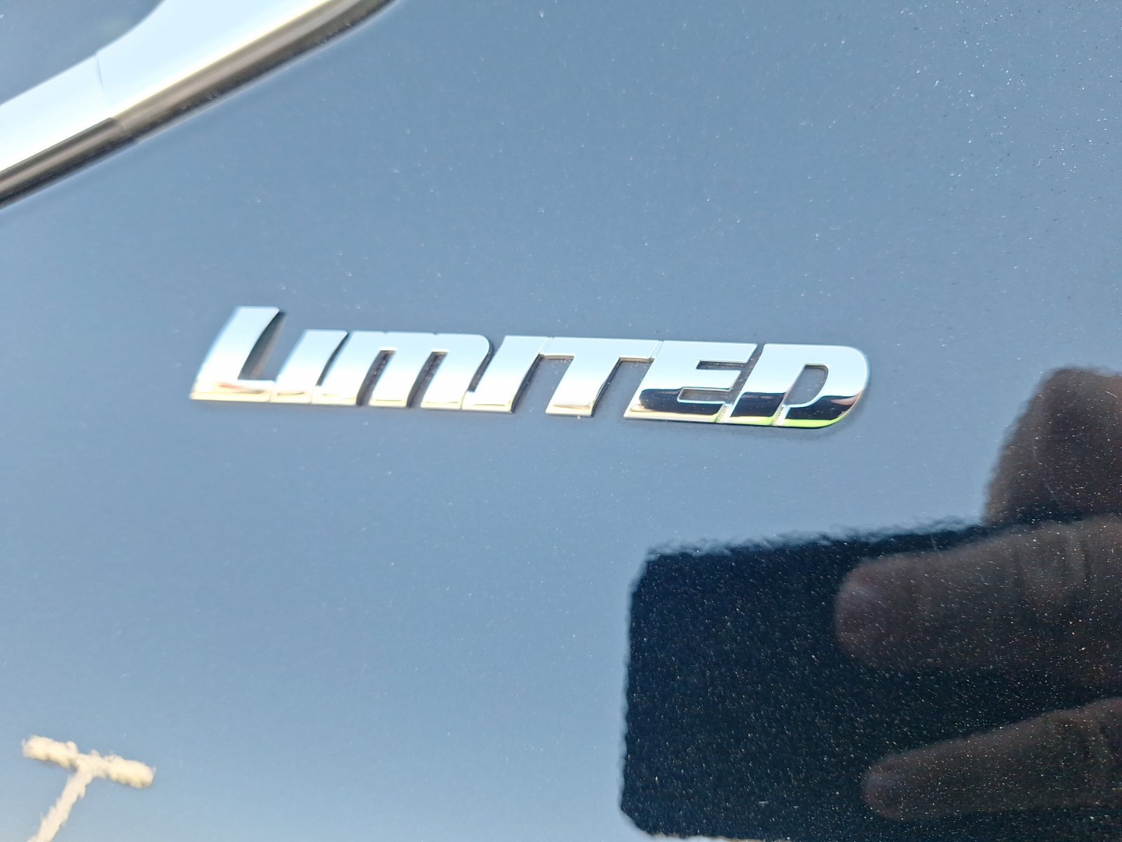 Used 2024 Toyota Tundra Limited w/ Power Package AWD/4WD image 13