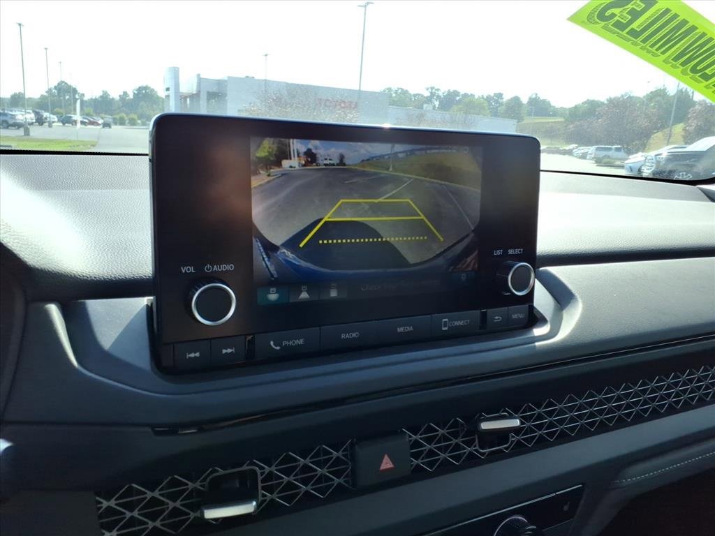 Used 2024 Honda Accord EX image 11