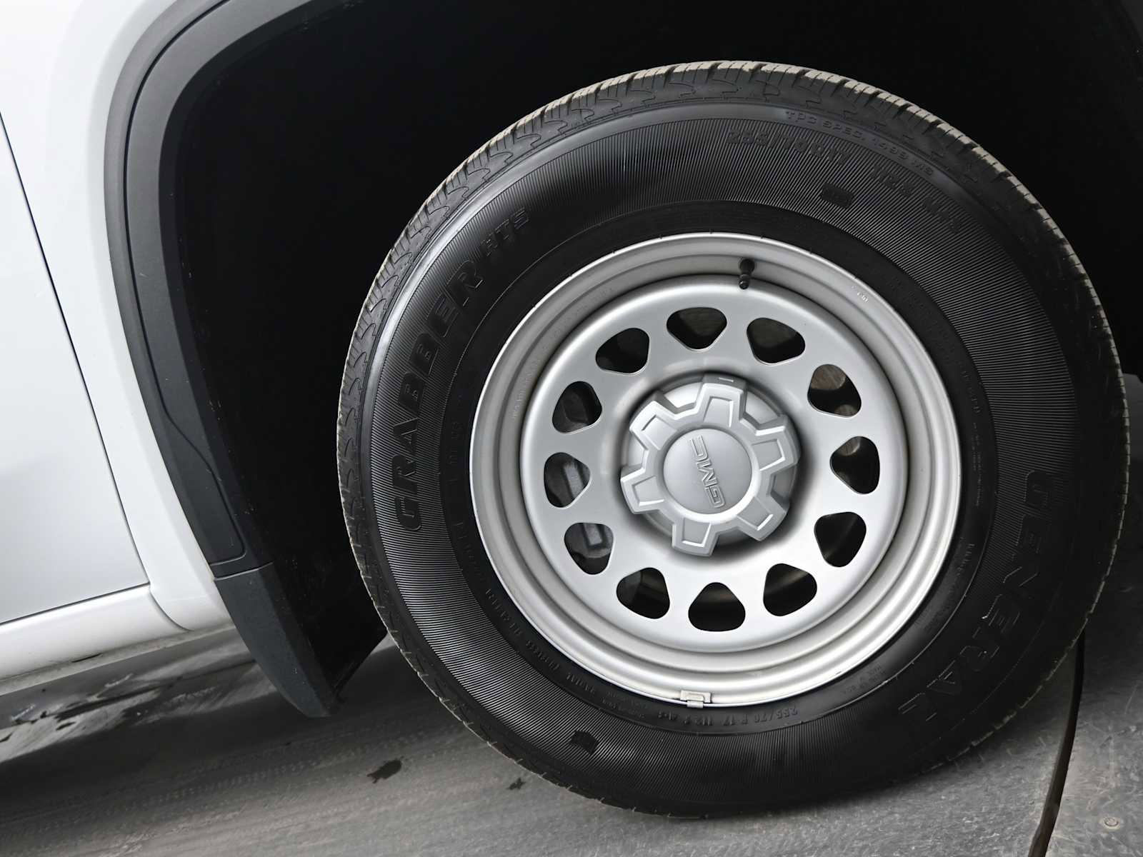 Used 2023 GMC Sierra 1500 Pro w/ Pro Value Package image 10