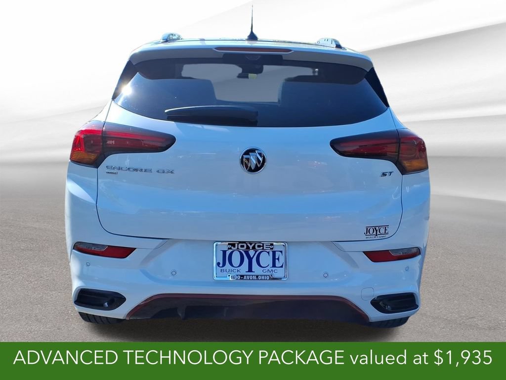 Certified 2020 Buick Encore GX Essence w/ Experience Buick Package AWD/4WD image 5