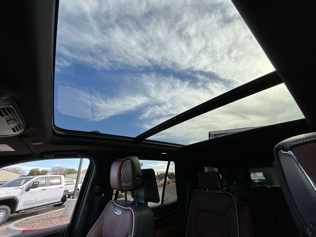 Used 2024 GMC Yukon Denali Ultimate image 19