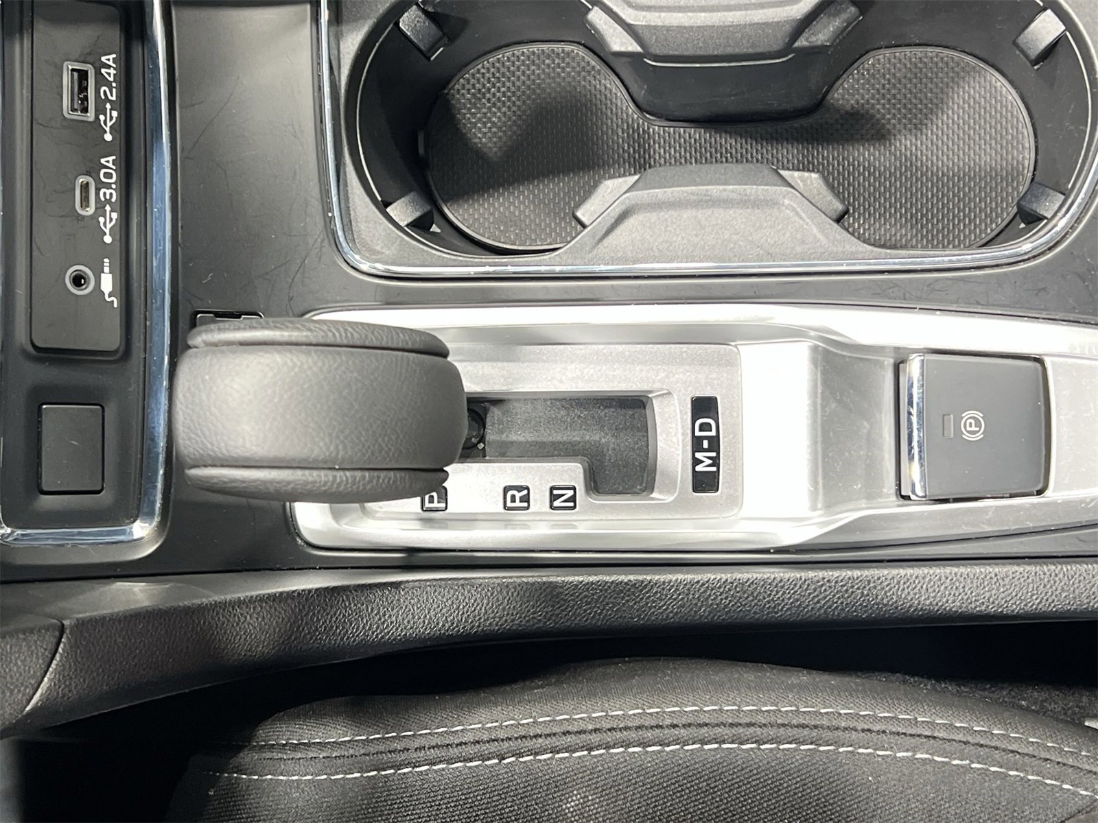 Certified 2024 Subaru Ascent Premium w/ Convenience Package image 19