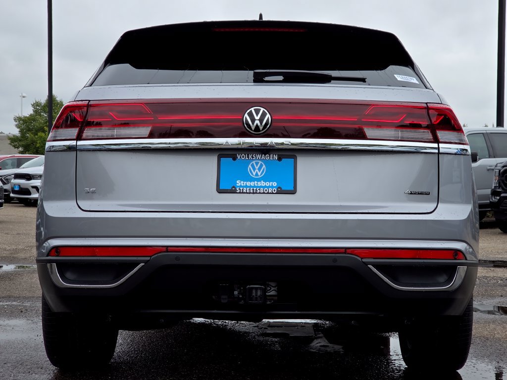 New 2026 Volkswagen Atlas Cross Sport SE AWD/4WD image 13