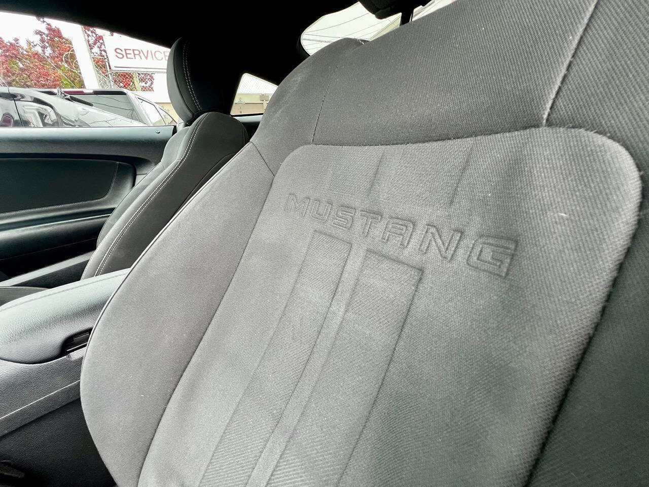 Used 2018 Ford Mustang Coupe image 35