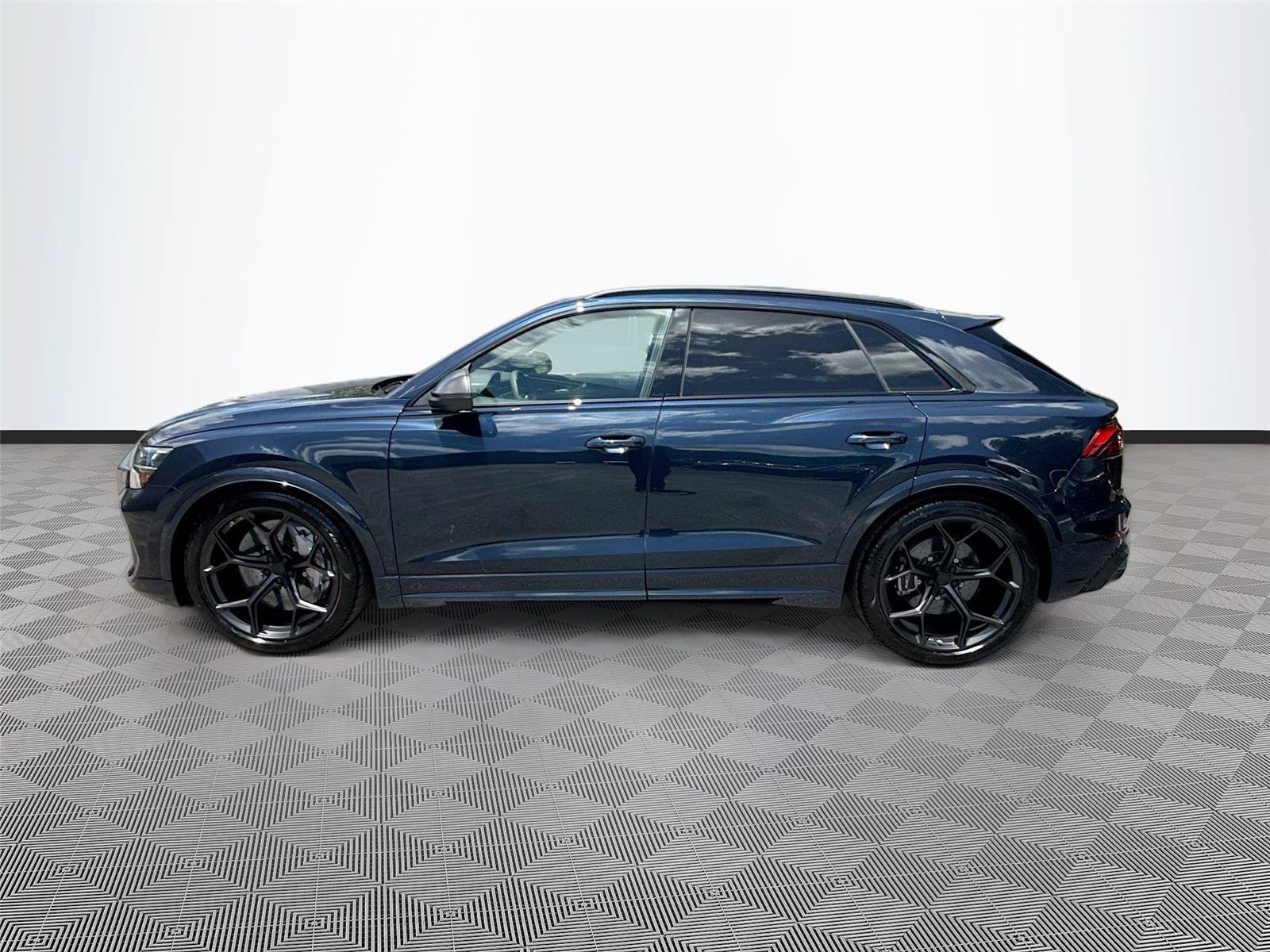 New 2026 Audi RS Q8 performance AWD/4WD image 4