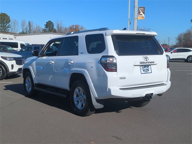 Used 2018 Toyota 4Runner SR5 image 11
