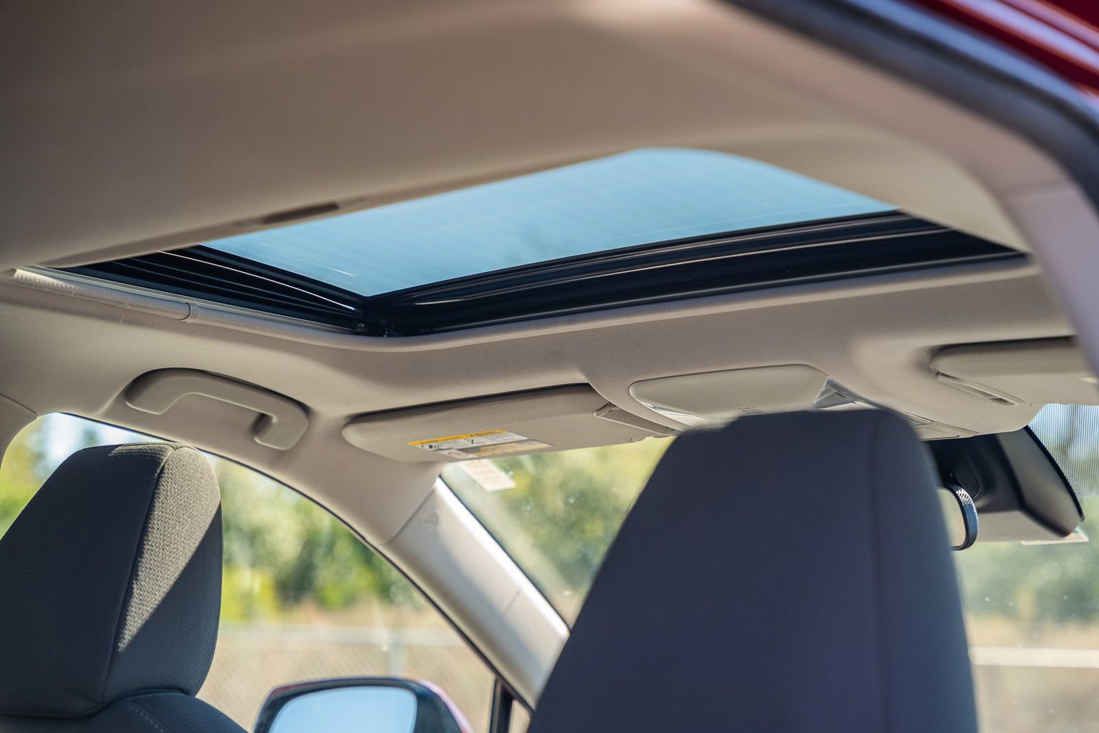 Used 2021 Toyota RAV4 XLE w/ Convenience Package image 13