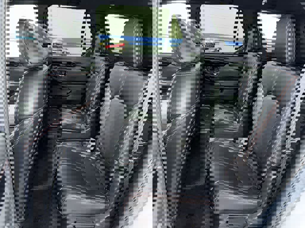 Used 2024 Honda Pilot TrailSport image 17