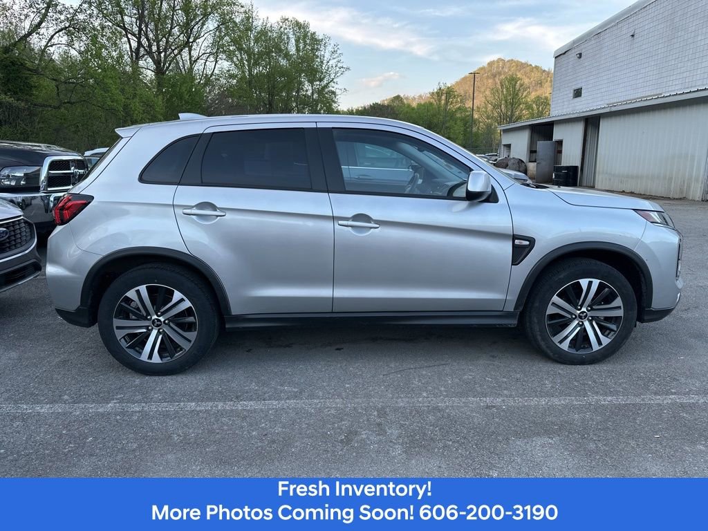 Used 2025 Mitsubishi Outlander Sport ES image 5