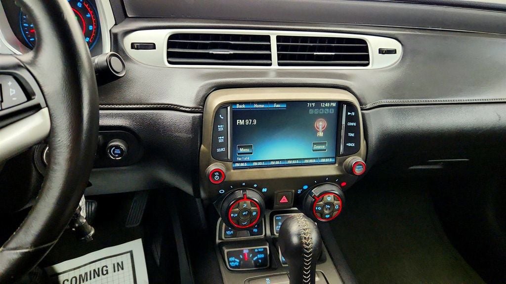 Used 2015 Chevrolet Camaro SS RWD image 18