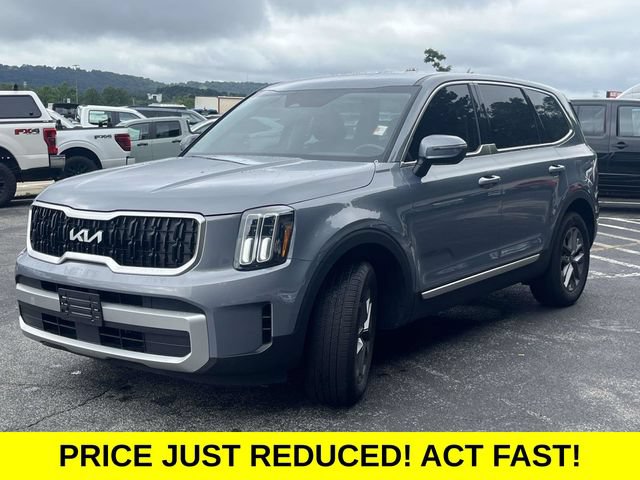 Used 2023 Kia Telluride LX AWD/4WD image 8