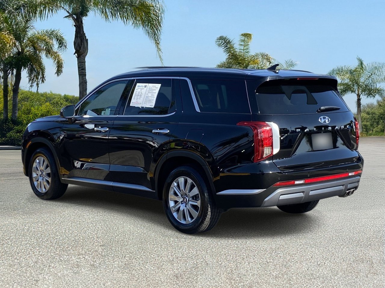 Used 2025 Hyundai Palisade SEL FWD image 3