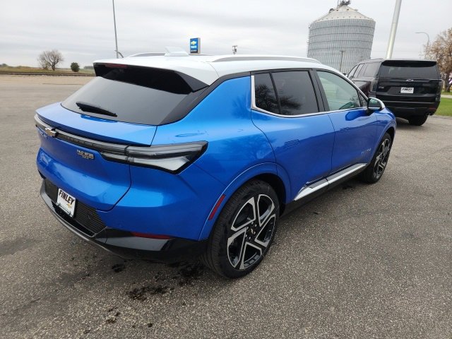 New 2026 Chevrolet Equinox EV LT image 5