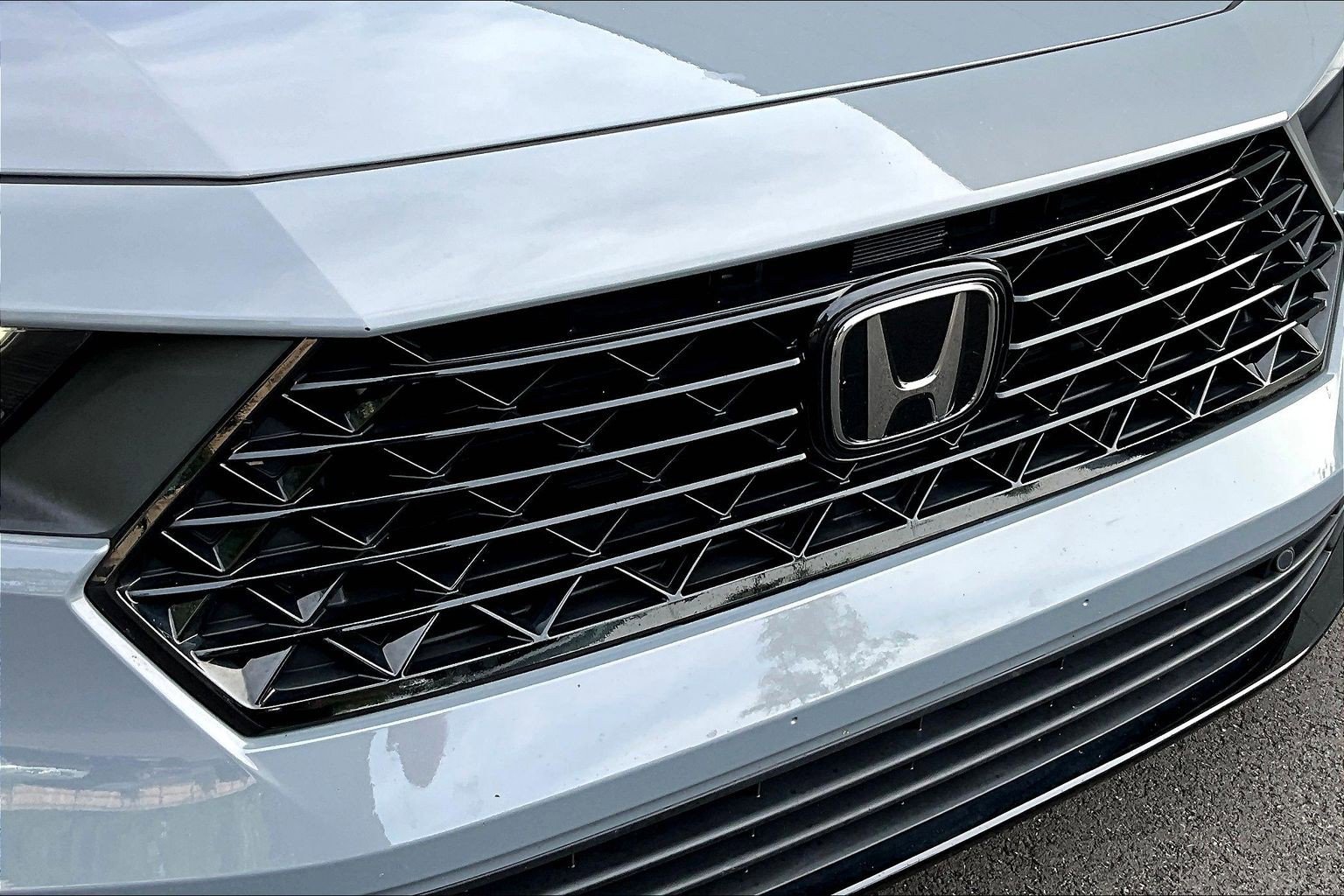 Used 2023 Honda Accord EX-L image 34