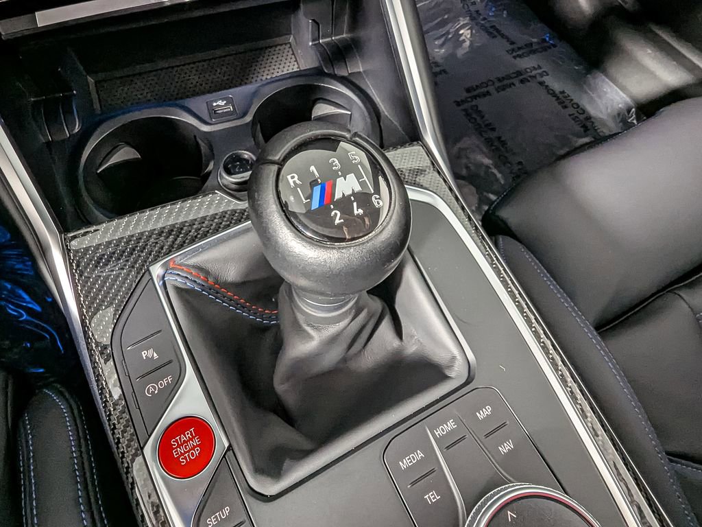 Used 2024 BMW M2 image 32