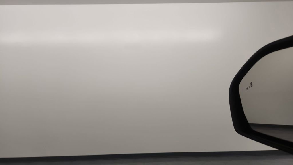 Used 2022 Ford Explorer Limited w/ Equipment Group 301A image 21