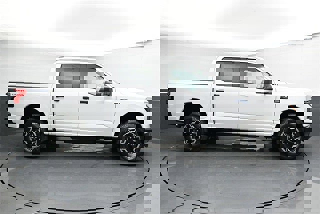 New 2024 Ford F150 Lightning Pro w/ Max Trailer Tow Package image 15