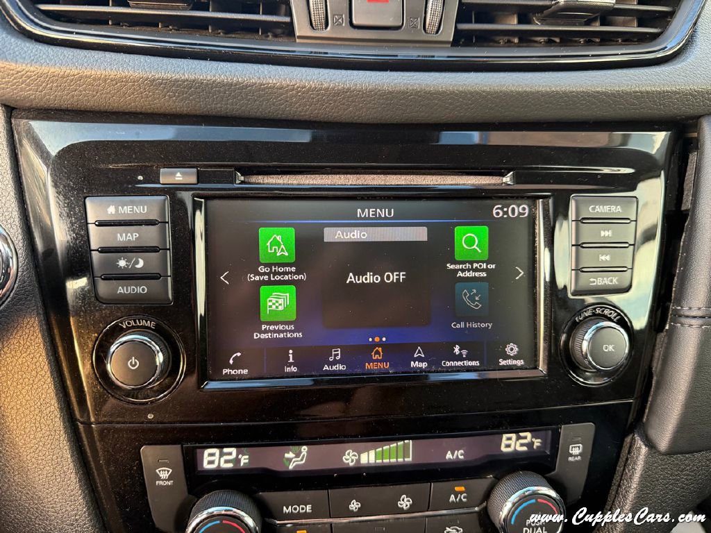 Used 2019 Nissan Rogue SL w/ Premium Package image 28