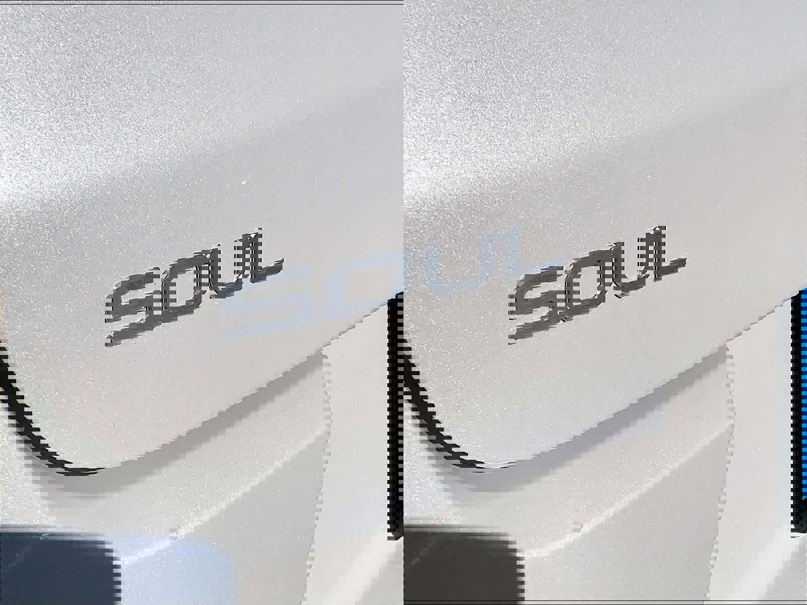 Used 2023 Kia Soul LX w/ LX Technology Package image 27