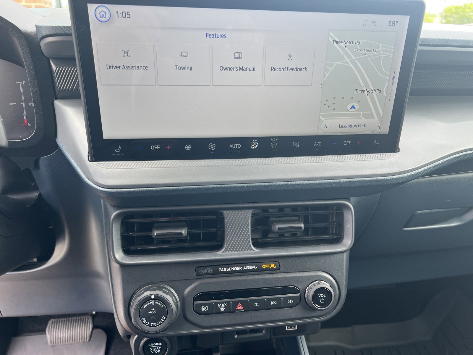 Used 2025 Ford Maverick Lariat w/ Black Appearance Package AWD/4WD image 19